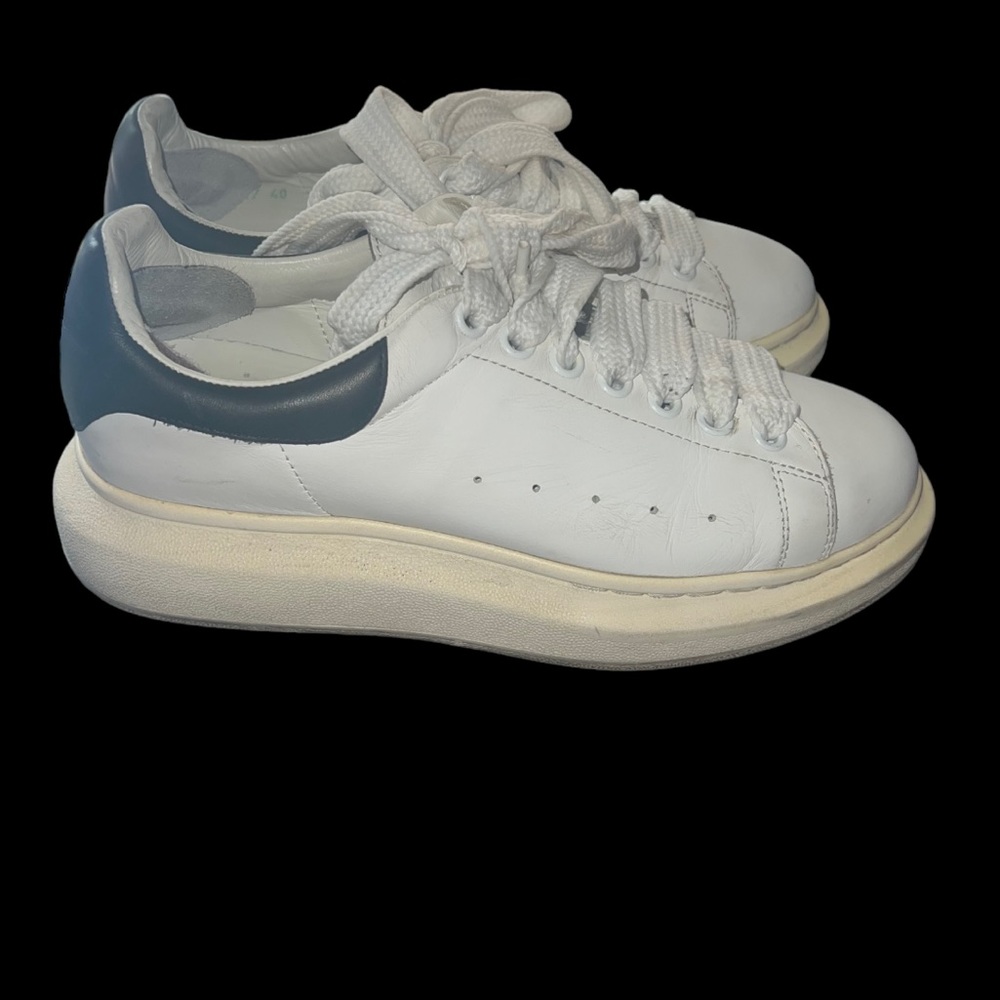 Alexander McQueen - Authenticated Oversize Trainer  size 40